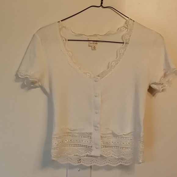 Caution To The Wind Crop Top Size Medium - Picture 1 of 4